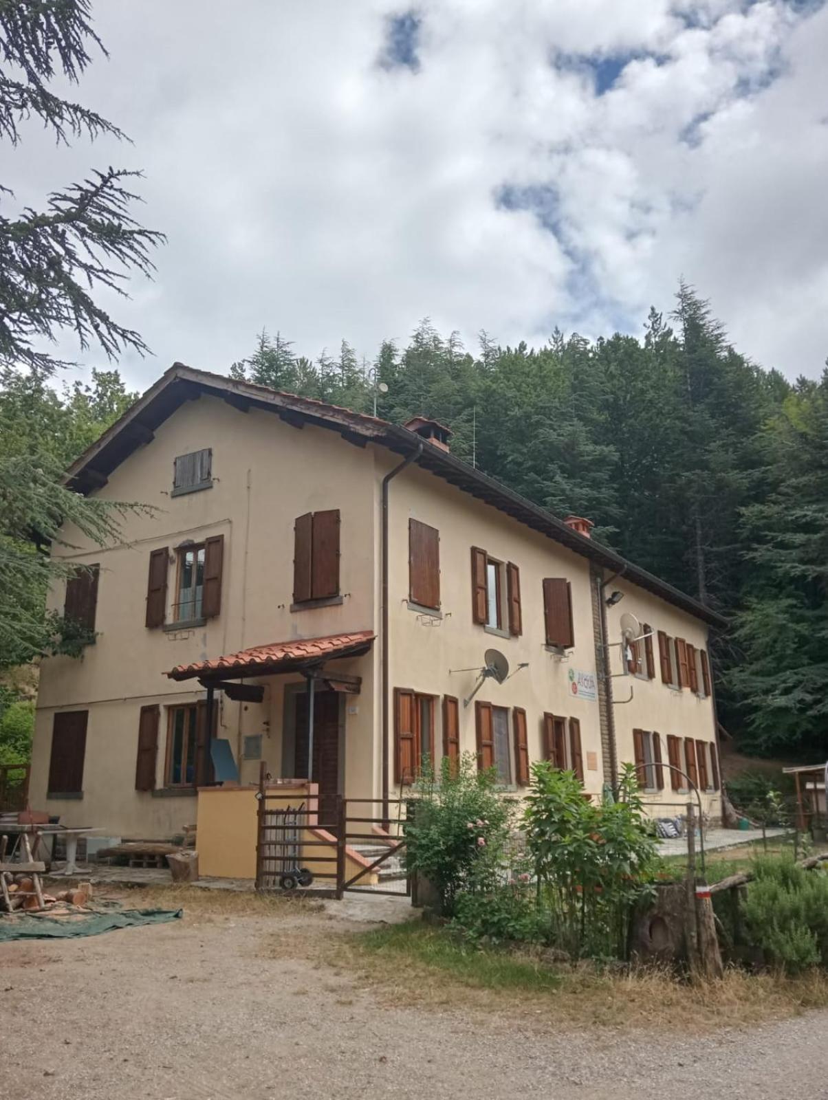 ポッピ Rifugio Asquaヴィラ エクステリア 写真